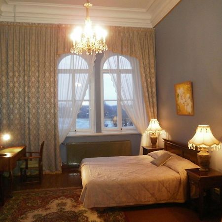 Birinu Pils Hotel Bīriņi Kültér fotó