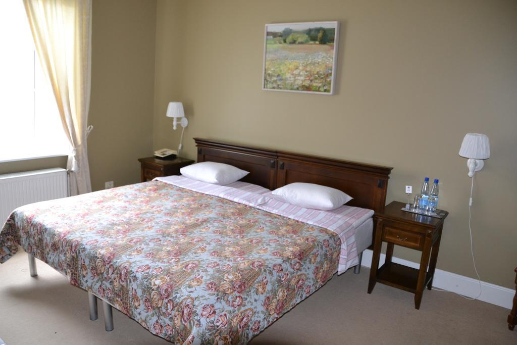 Birinu Pils Hotel Bīriņi Kültér fotó