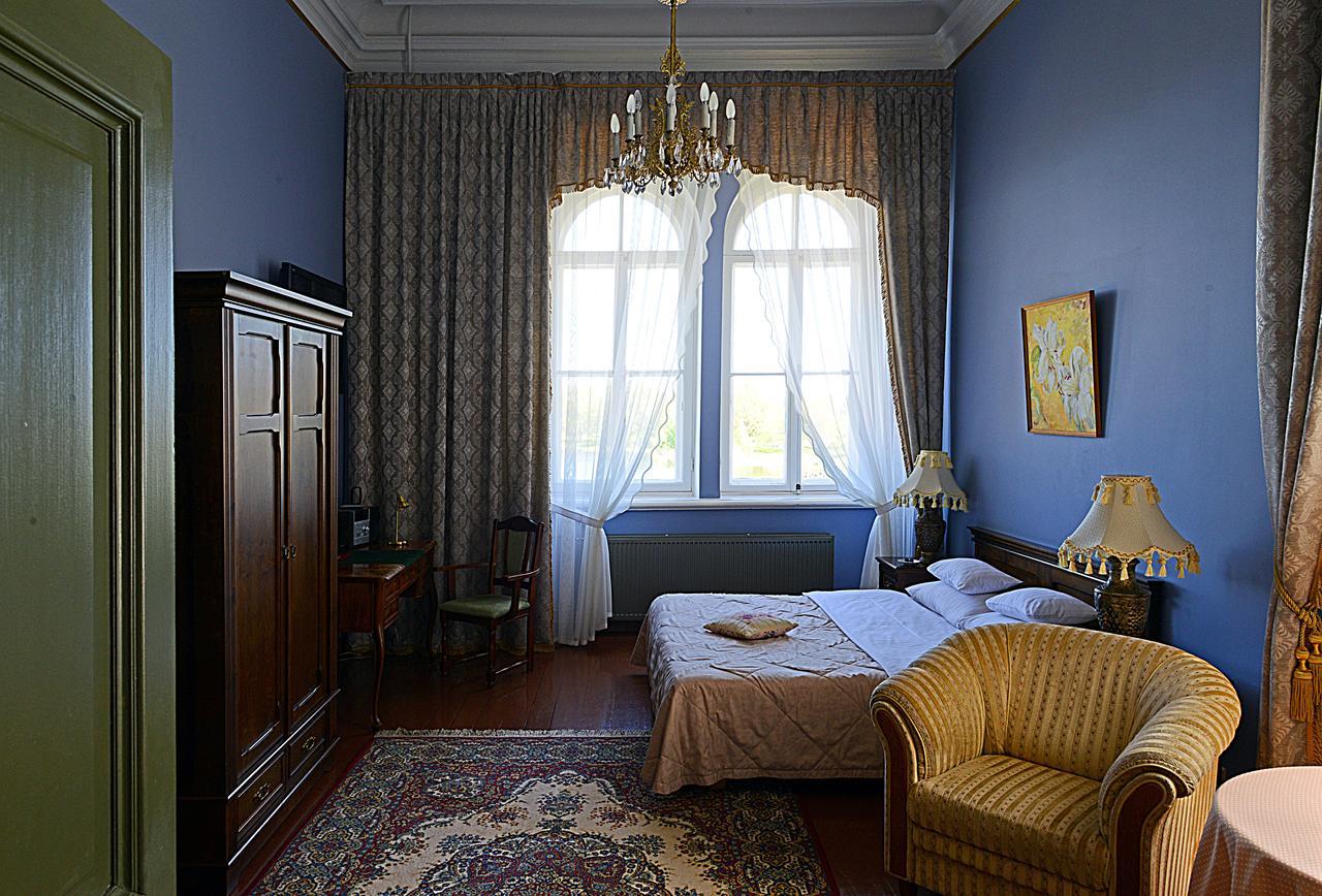 Birinu Pils Hotel Bīriņi Kültér fotó